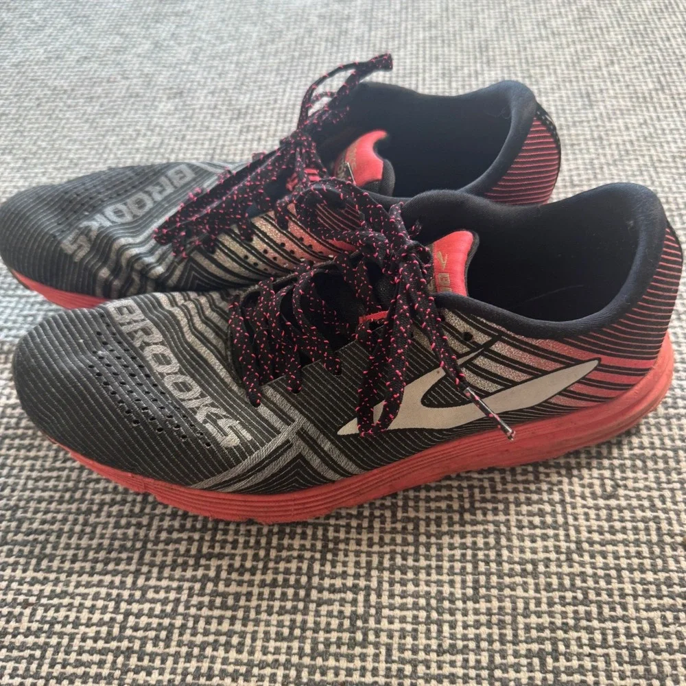 Brooks Hyperion Womens Running Shoes Black Pink Silver Size 9.5